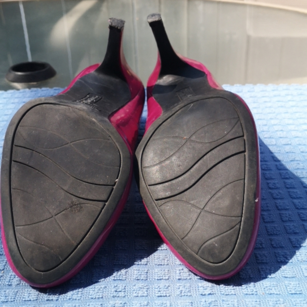 Shoes - Picture 3 of 3